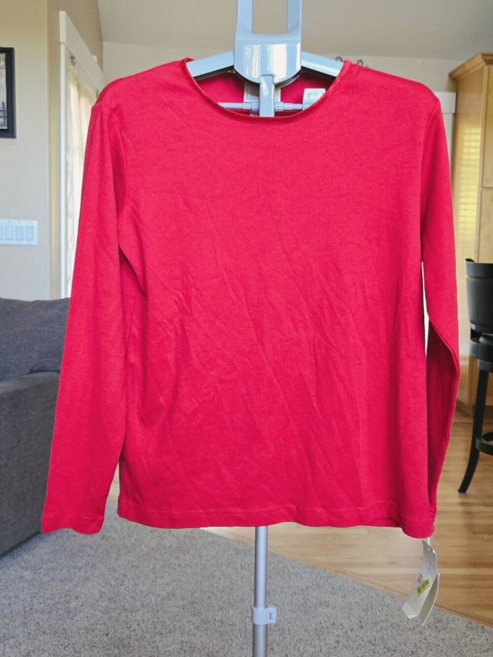 NWT Susan Bristol sz Large red long sleeve shirt